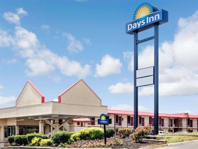 Days Inn By Wyndham Knoxville West Eksteriør bilde