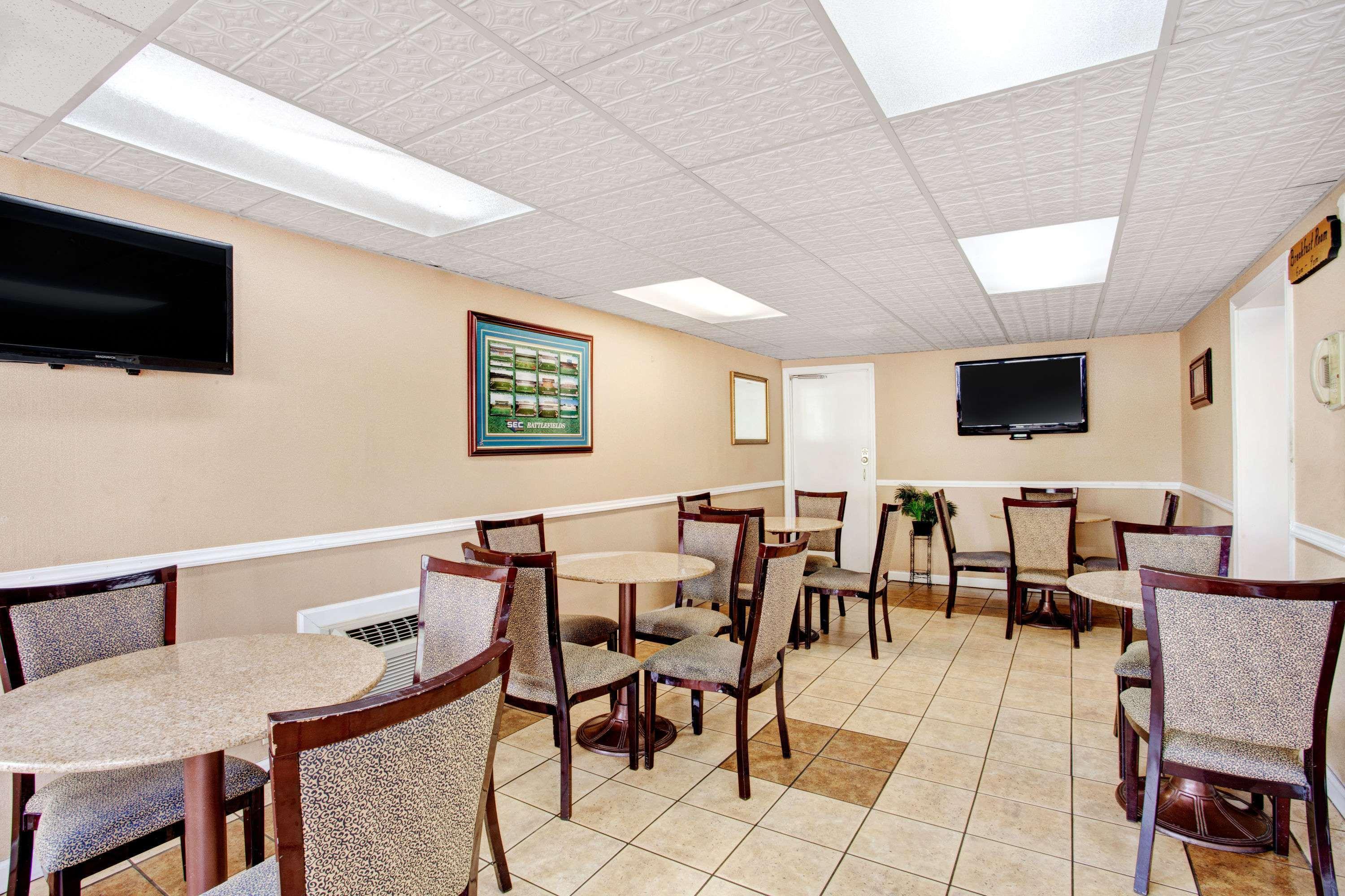 Days Inn By Wyndham Knoxville West Eksteriør bilde