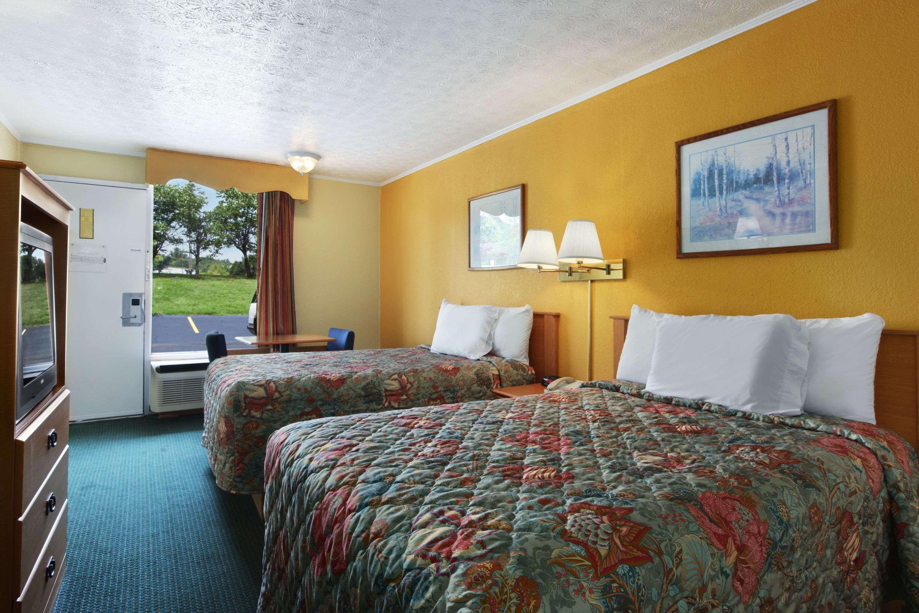 Days Inn By Wyndham Knoxville West Eksteriør bilde