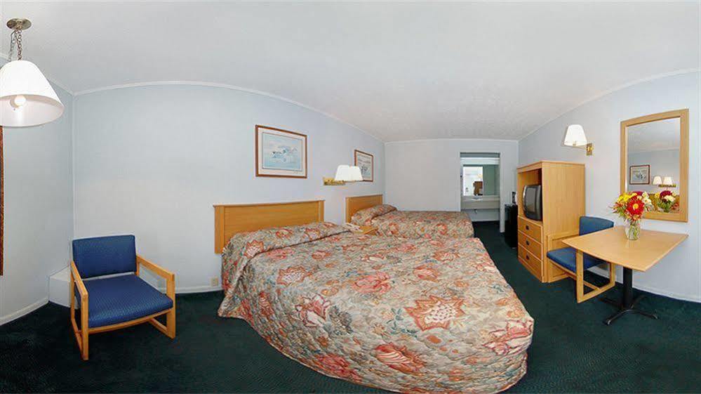 Days Inn By Wyndham Knoxville West Eksteriør bilde
