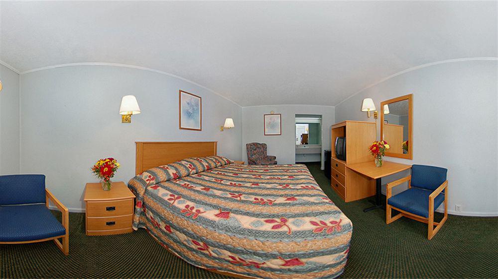 Days Inn By Wyndham Knoxville West Eksteriør bilde